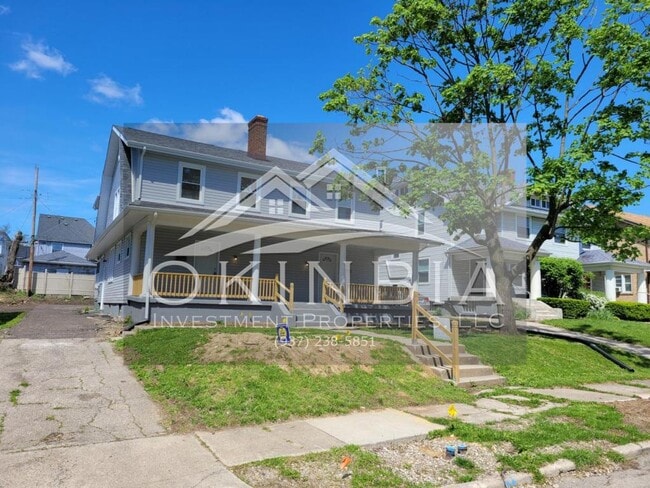 Photo - 1743 Radcliffe Rd House