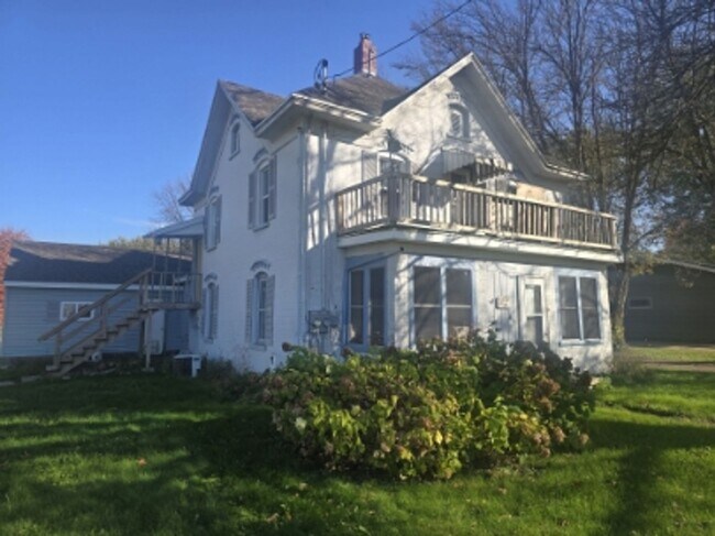 Foto del edificio - 406 N Bridge St