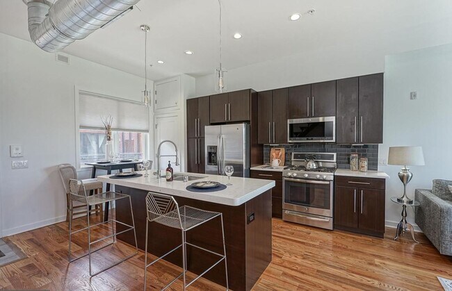Foto del edificio - 1247 E Columbia Ave