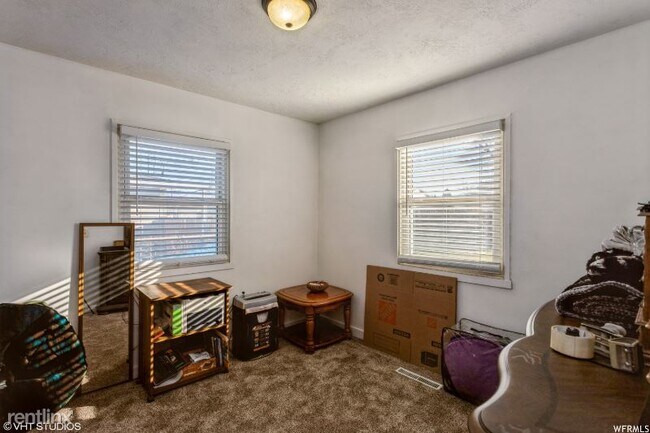 Building Photo - 2 br, 1 bath House - 4189 W 5780 S