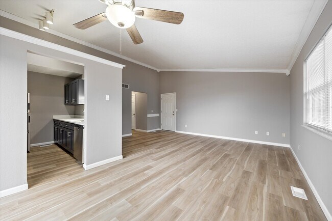 Foto del edificio - 2636 Villa Park Dr