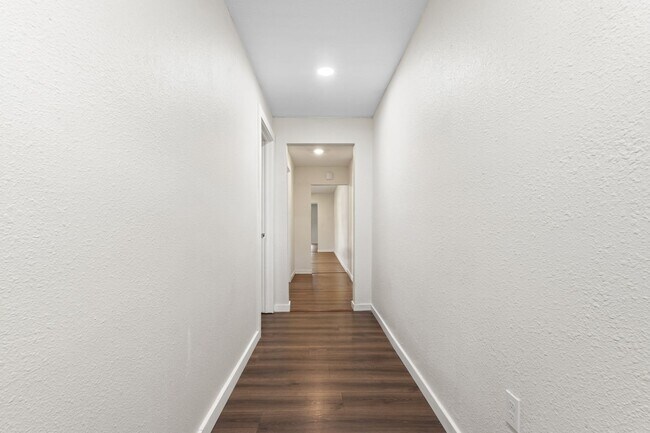 Foto del edificio - Charming Renovated Home for Lease in Denison!