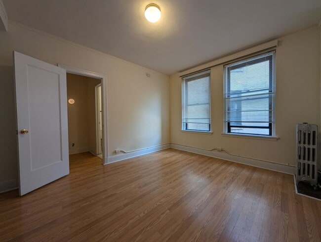 Building Photo - 2779 N Milwaukee Ave