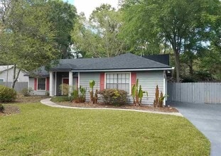 Building Photo - 4012 NW 60th Ave