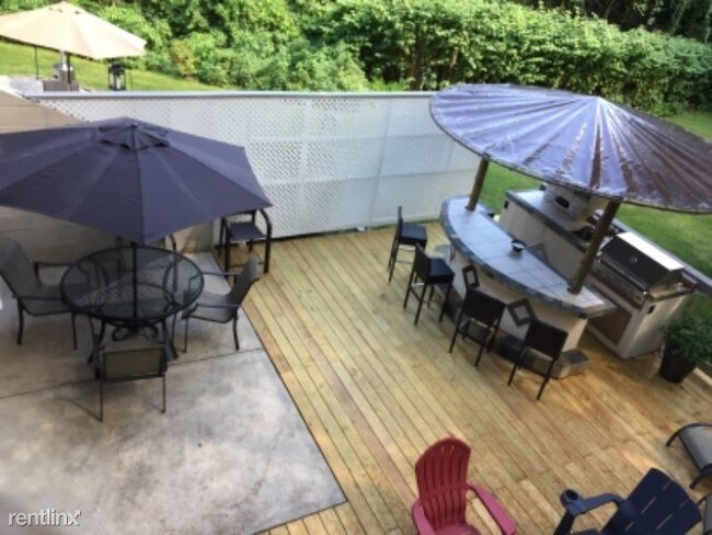 Building Photo - 3 br, 2 bath Condo - 20 Stony Ln 2 Unit 2