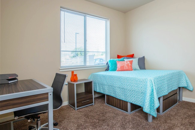 Photo - 11 West | Student Housing Apartments