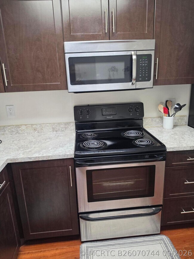 Foto del edificio - 7720 NW 50th St