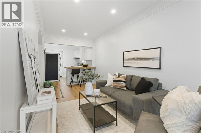 Building Photo - 78 Delena Ave N