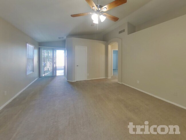 Foto del edificio - 4005 E La Salle St