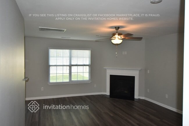 Foto del edificio - 1920 Northrop Dr