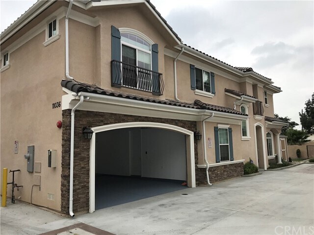 Building Photo - 11036 Basye St