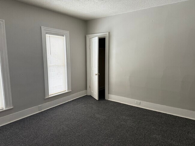 Foto del edificio - 2 Bed/1 Bath - Unit 516O