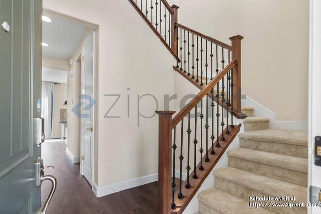 Building Photo - 713 Katydid Ct
