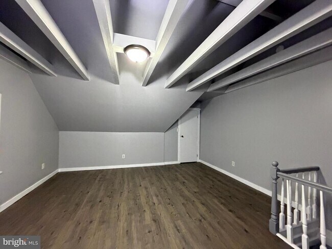 Foto del edificio - 144 Washington St