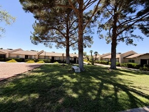 Building Photo - 328 N Linn Ln