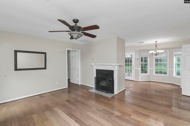 Building Photo - 304 Laurel Dr