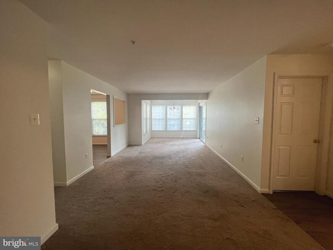 7532 Coxton Ct Unit 128, Alexandria, VA 22306 Apartment for Rent in