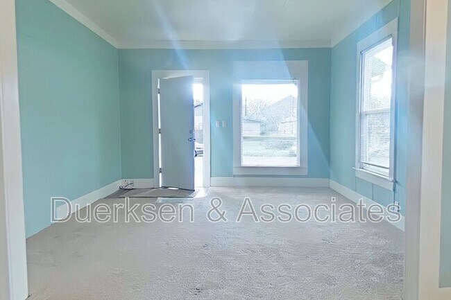 Building Photo - 526 NW 18th