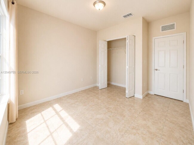 Foto del edificio - 17001 SW 96th St
