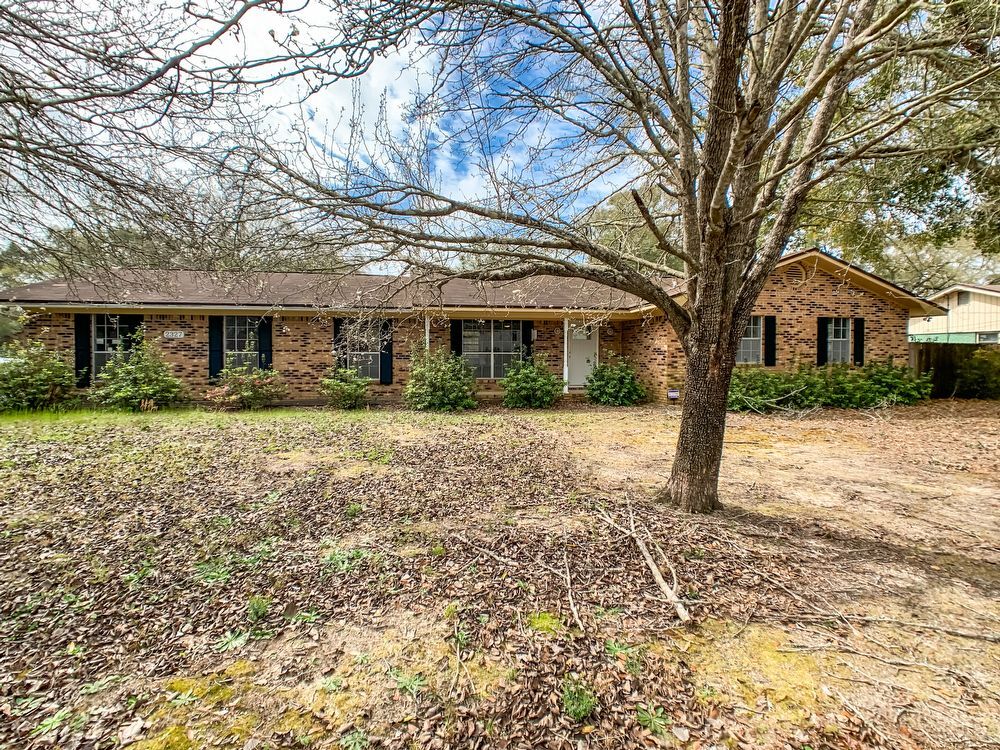 Primary Photo - 2327 Inda Avenue