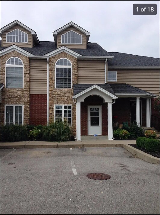 112 Leonardwood Dr Unit 406, Frankfort, KY 40601 Condo for Rent in