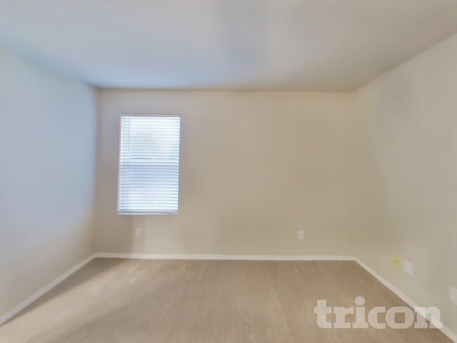 Building Photo - 8718 Segura Wy