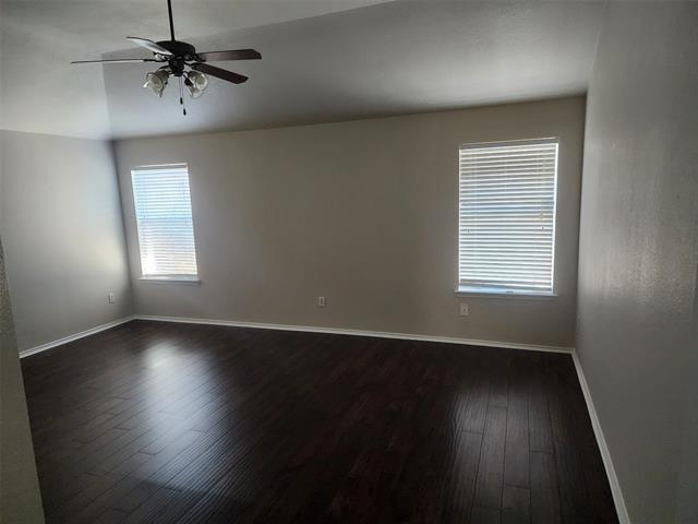 Foto del edificio - 5414 Old Blush Dr