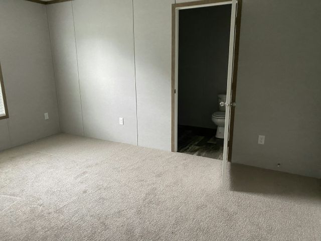 Building Photo - 182 Quarry Hill Estates