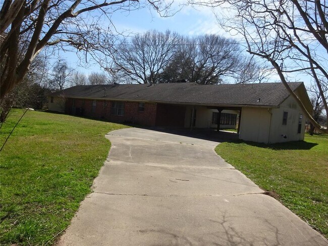 Building Photo - 9093 Buller Rd