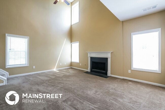 Foto del edificio - 7517 Cole Ln