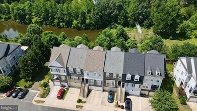 Building Photo - 42997 Mill Race Terrace