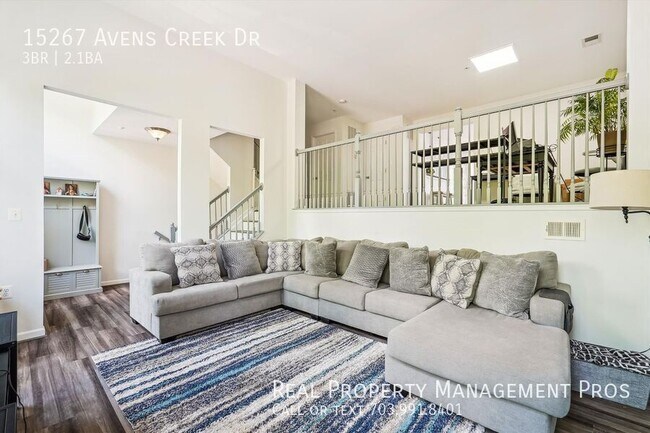 Building Photo - 15267 Avens Creek Dr