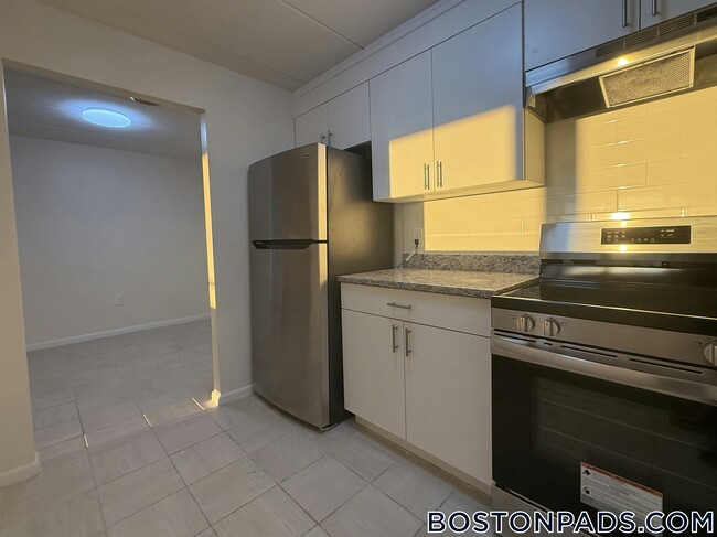 Foto del edificio - 51 Hill Rd