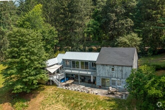 Building Photo - 359 Nettleton Hollow Rd