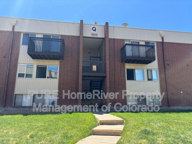 Foto del edificio - 3653 S Sheridan Blvd
