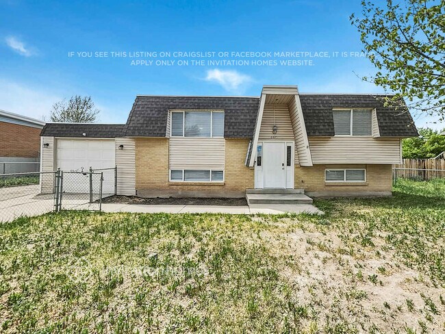 Building Photo - 6672 S Somerset Dr