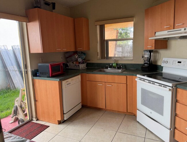 Building Photo - 12090 SW 250th Ter