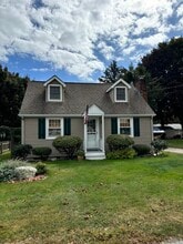 Building Photo - 42 Sea Breeze Ave
