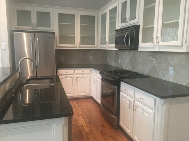 Building Photo - 18152 Frankford Lakes Cir