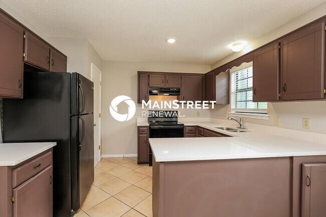 Building Photo - 4 Bedroom Pet-Friendly Home in GOODLETTSVILLE, TN with Main Street Renewal