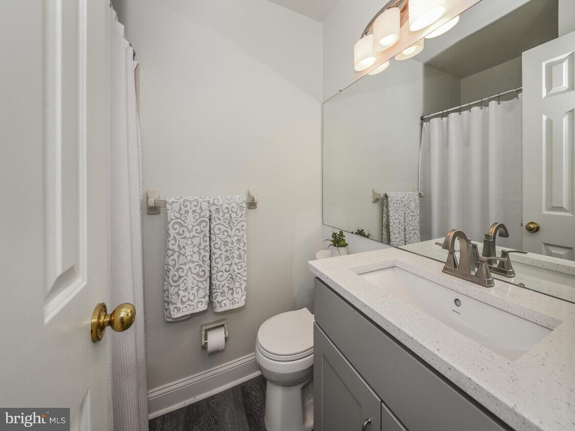 Foto principal - 507 Cedar Hollow Dr