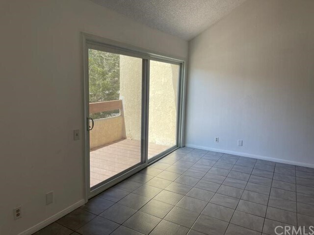 Foto del edificio - 1500 W Edgehill Rd