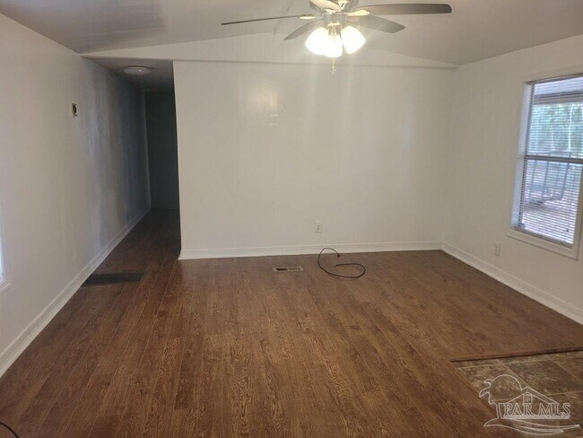 Building Photo - 3428 Balaton Ave