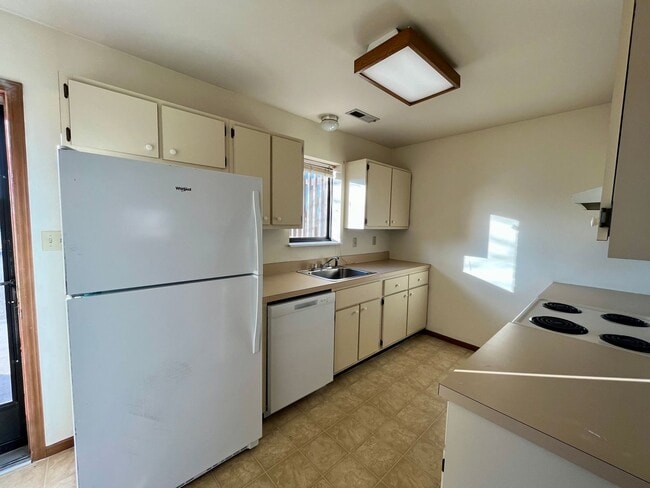 Foto del edificio - 2 Bed | 2 Bath | Apartment