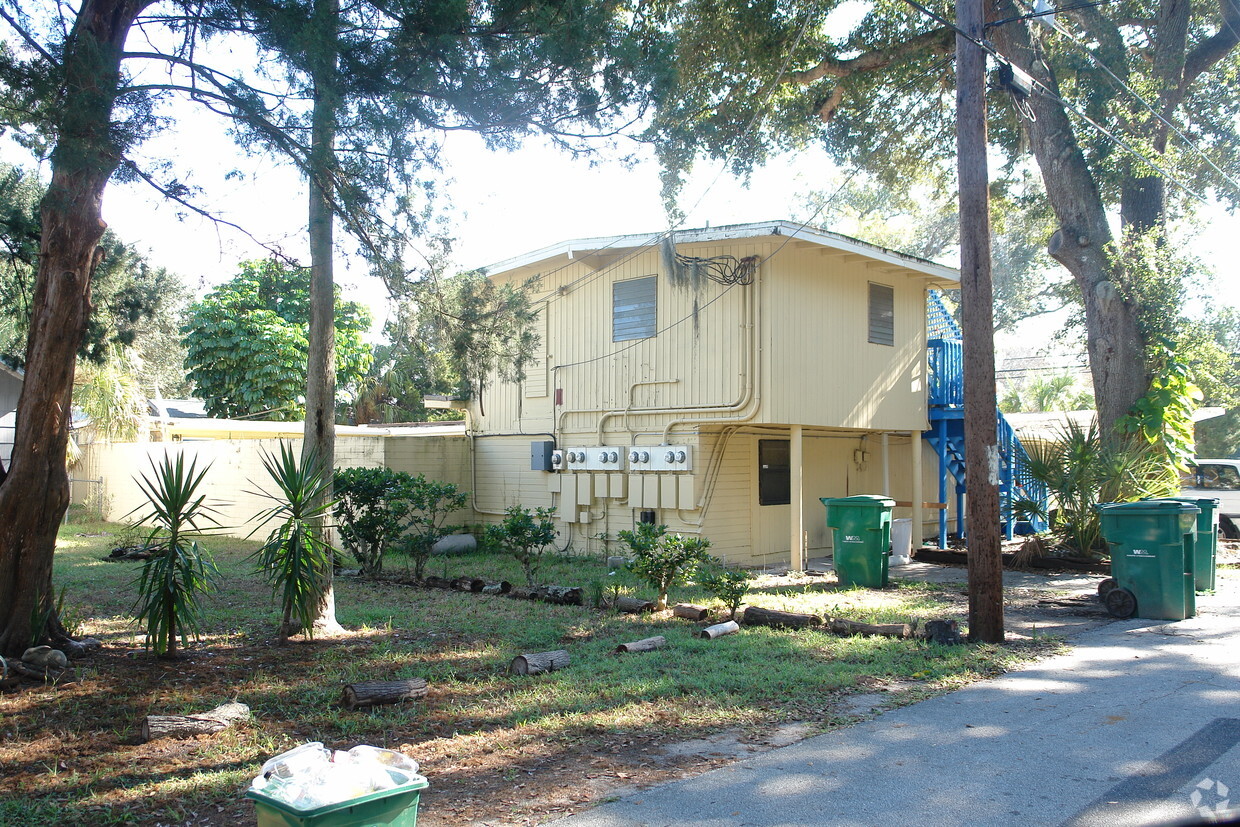 Primary Photo - 430 8th St