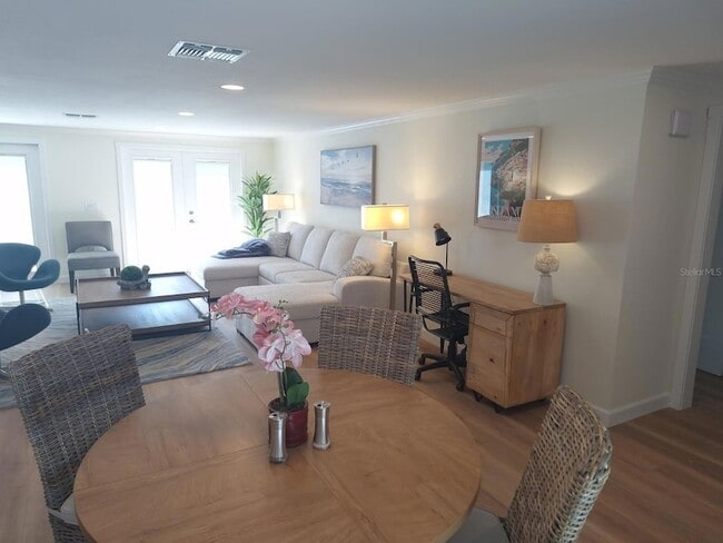 Building Photo - 1203 Lyric Ln