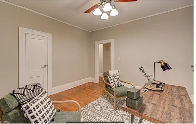 Foto del edificio - 832 Lockland Ave