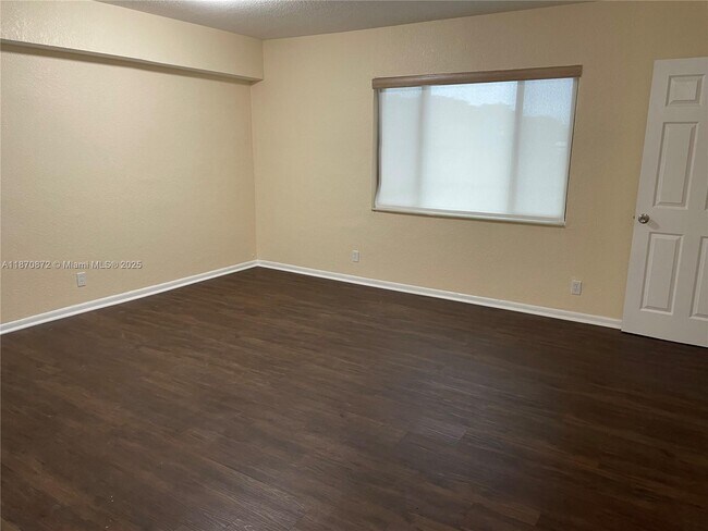 Foto del edificio - 7390 NW 38th St