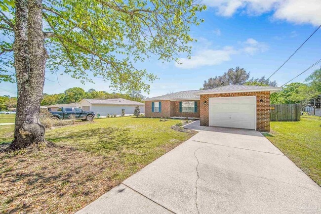 Building Photo - 5899 Gillum Rd