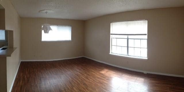 Foto del edificio - 406 E 30th St